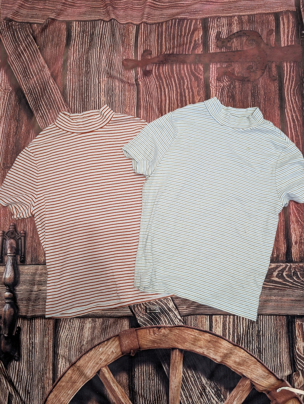 TWO For One Mockneck Short Sleeve Levi Tees Medium